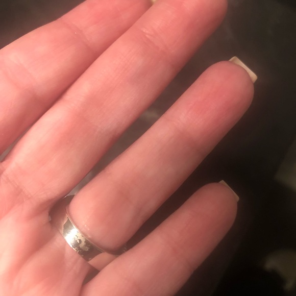 Swarovski Crystal ring in ruby red - Picture 2 of 7